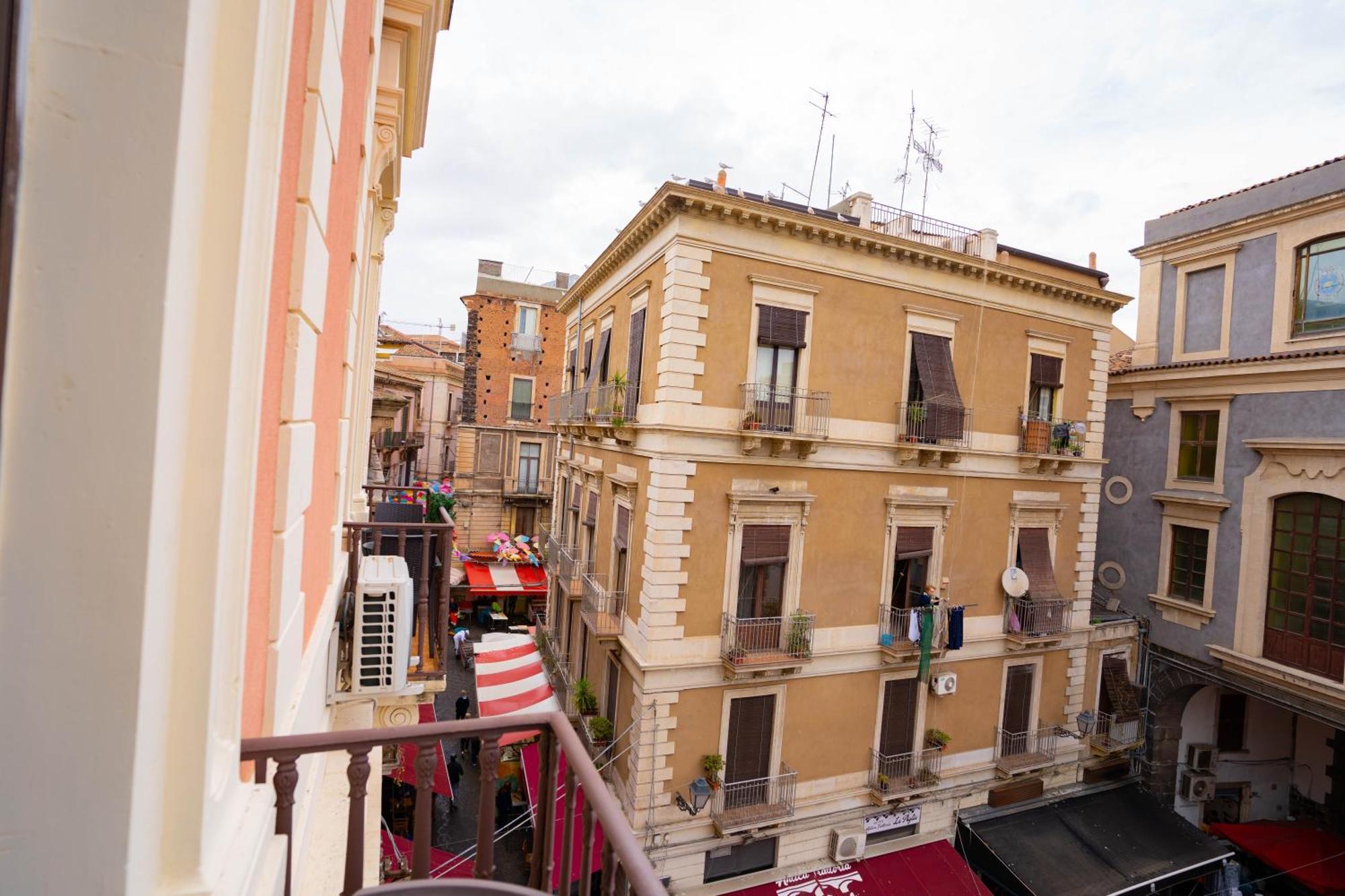Sicily In Home Centro Catania Pescheria Εξωτερικό φωτογραφία